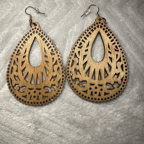 Bohemian Style Wooden Hollow Pattern Drop Dangle Earrings Retro - Picture 2 of 4